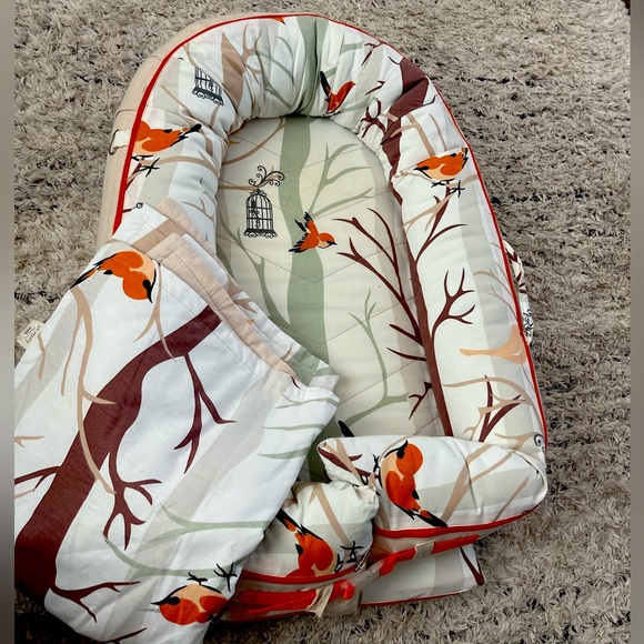 Nature co-sleeper bassinet bed for travel or pack and nap - Picture 2 of 3